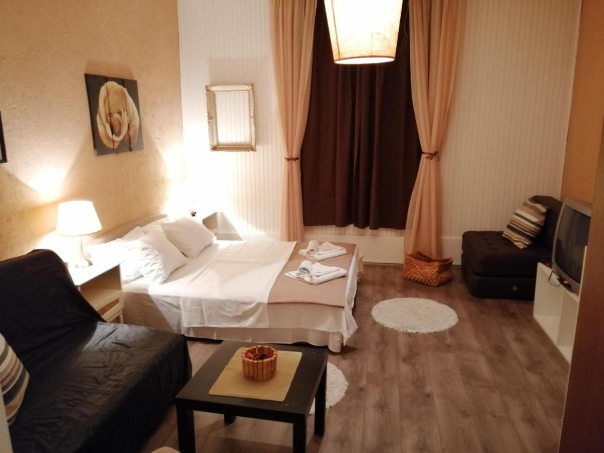 בלגרד Apartments Garden מראה חיצוני תמונה