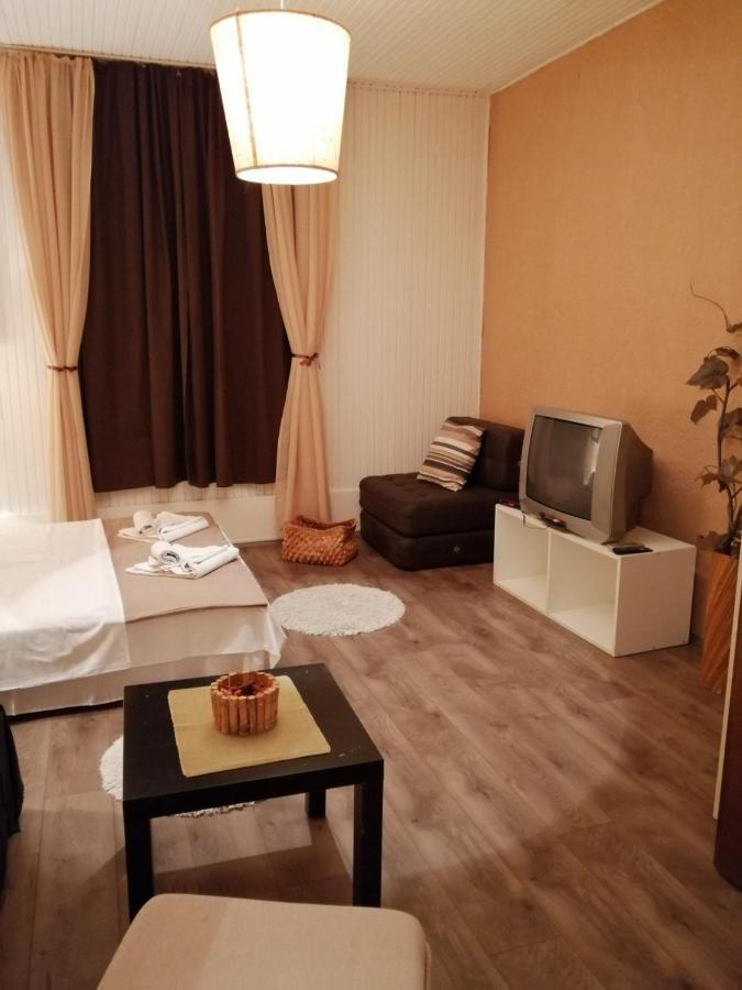 בלגרד Apartments Garden מראה חיצוני תמונה